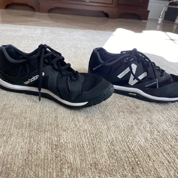 New Balance Shoes - New Balance minimus Vibram Meta Support size 8